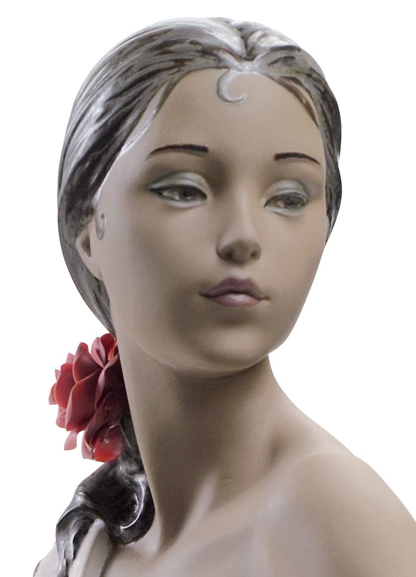 Amazon.com: LLADRÓ Nude with Shawl Woman Figurine. Porcelain Nude